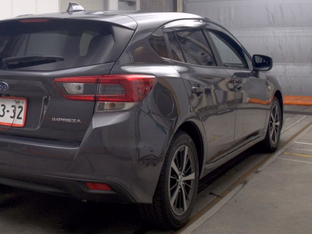 SUBARU IMPREZA