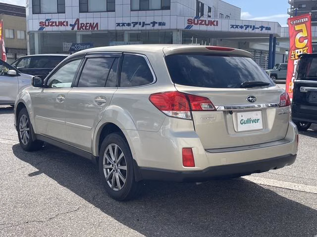 SUBARU OUTBACK