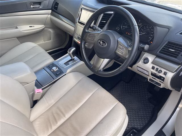 SUBARU OUTBACK