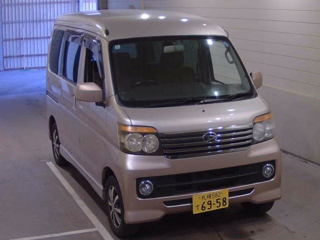 DAIHATSU ATRAI