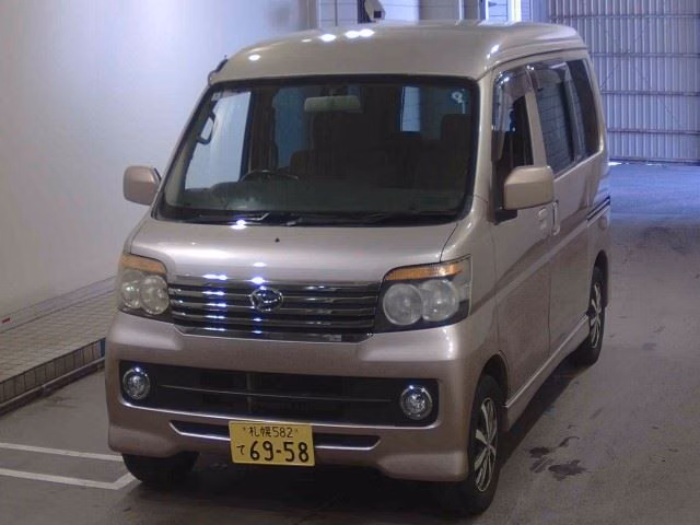 DAIHATSU ATRAI