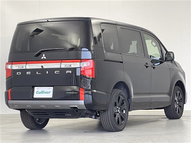 MITSUBISHI DELICA D:5