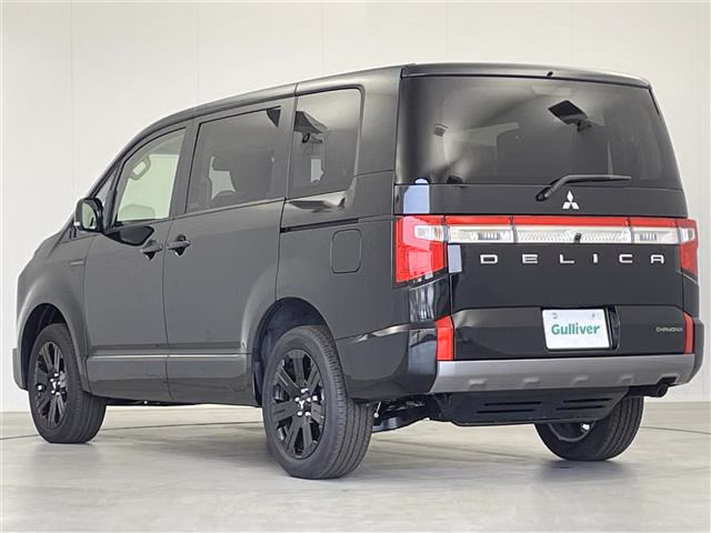 MITSUBISHI DELICA D:5