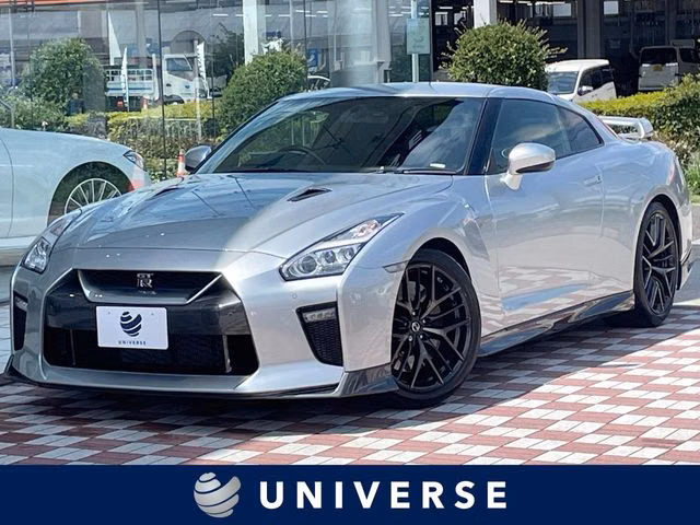 NISSAN GT-R