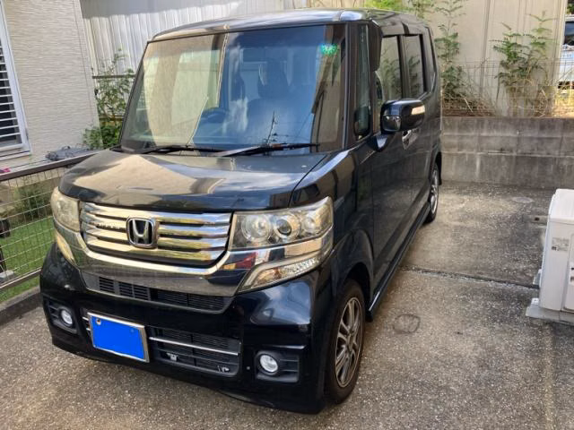 HONDA N-BOX