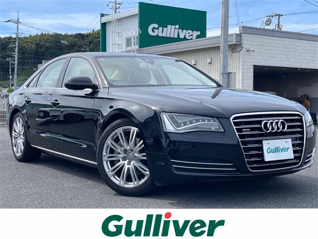 AUDI A8