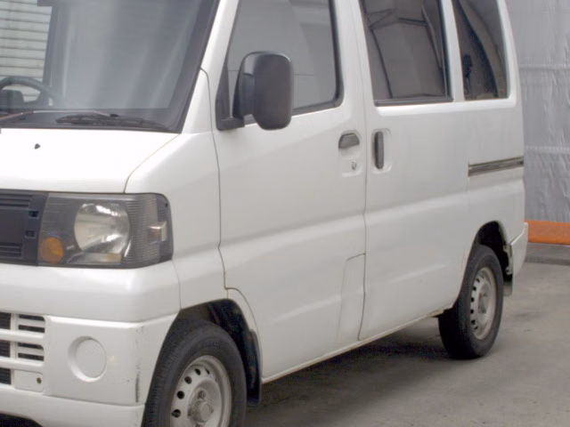 MITSUBISHI MINICAB