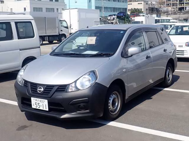 Nissan AD
