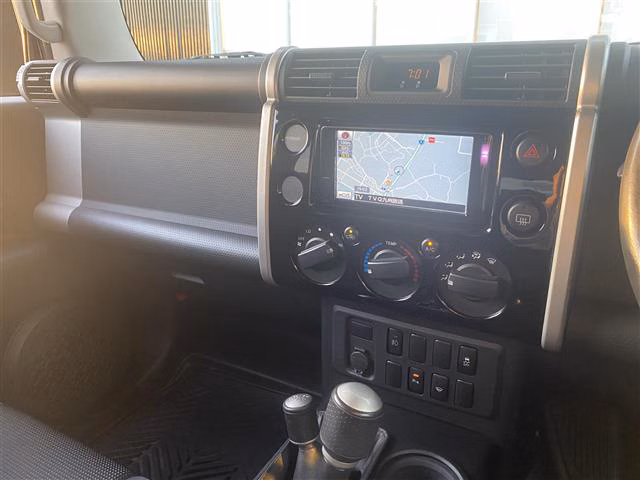 TOYOTA FJ CRUISER