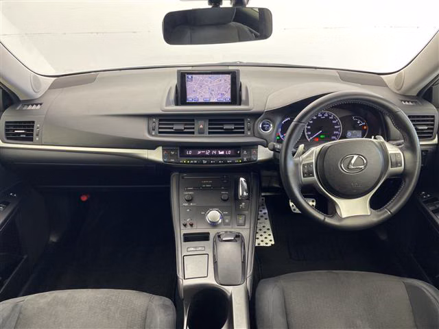 LEXUS CT200H