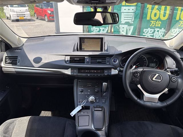 LEXUS CT200H