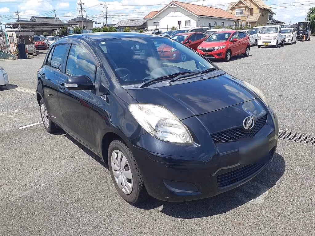 TOYOTA VITZ