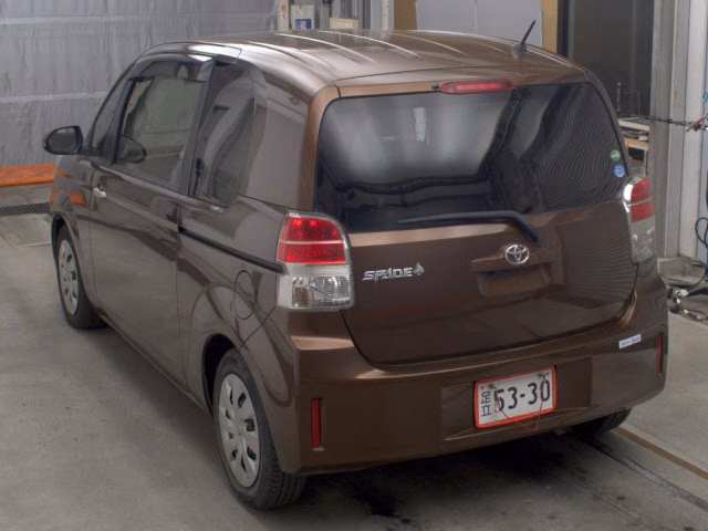 TOYOTA SPADE