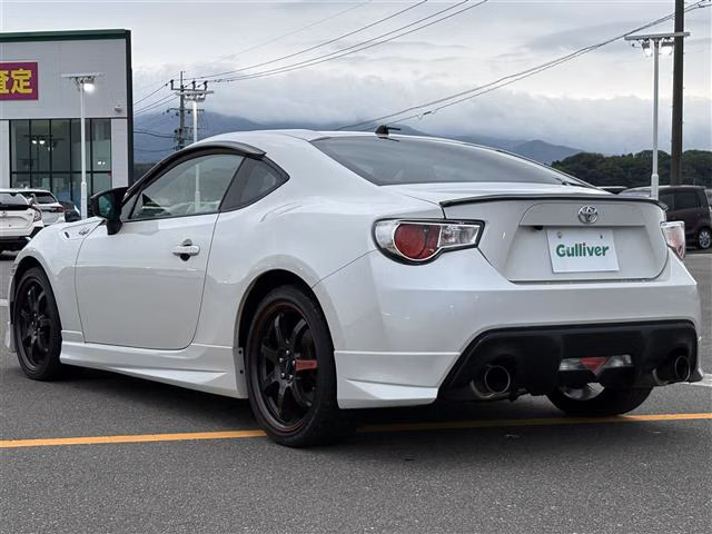 TOYOTA GT 86