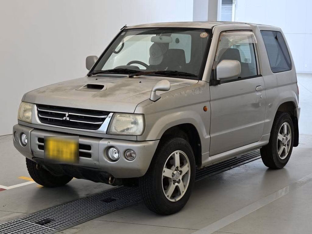 MITSUBISHI PAJERO MINI