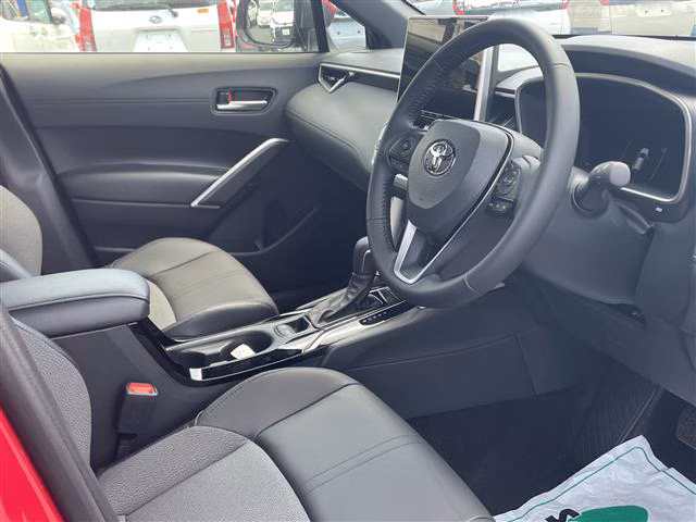 TOYOTA COROLLA CROSS