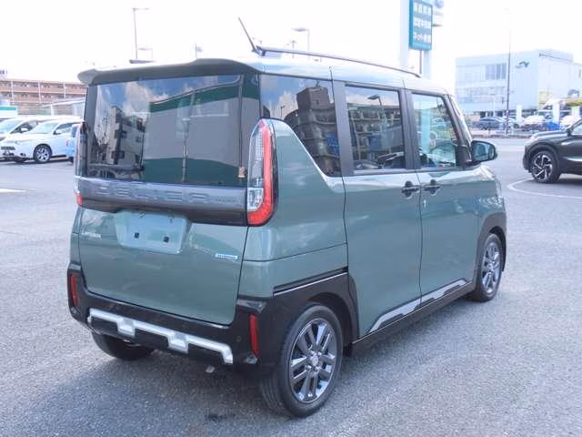 MITSUBISHI DELICA MINI