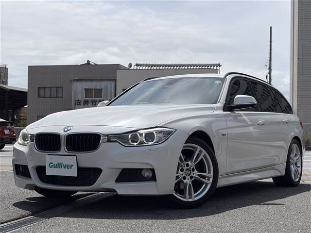 BMW 3-SERIES