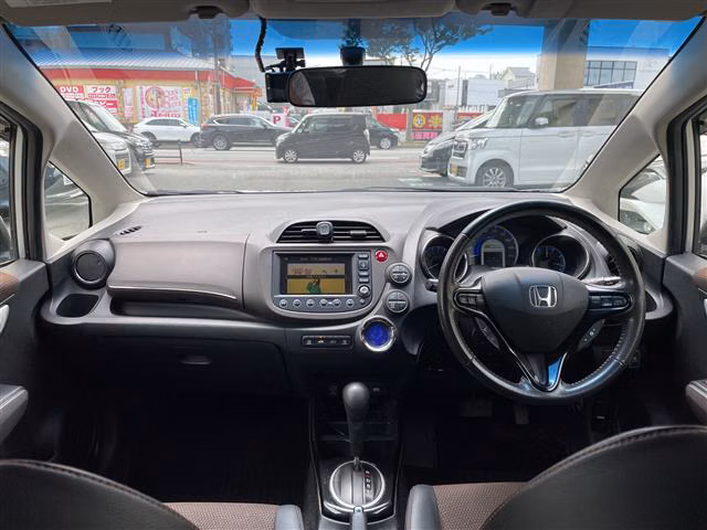 HONDA FIT SHUTTLE