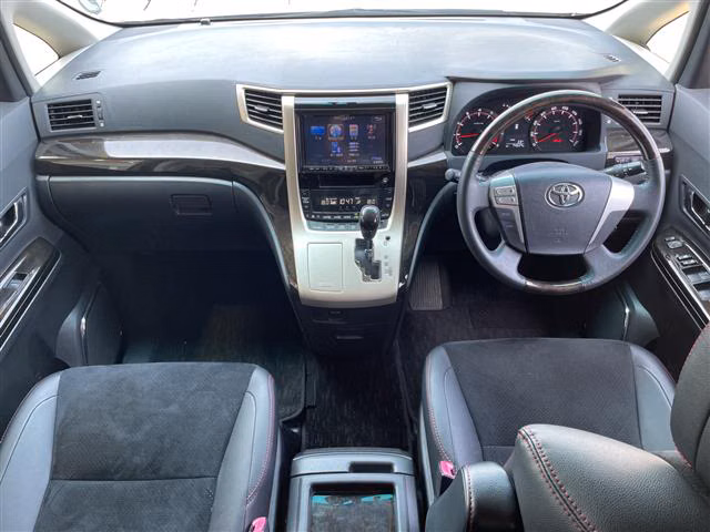 TOYOTA VELLFIRE