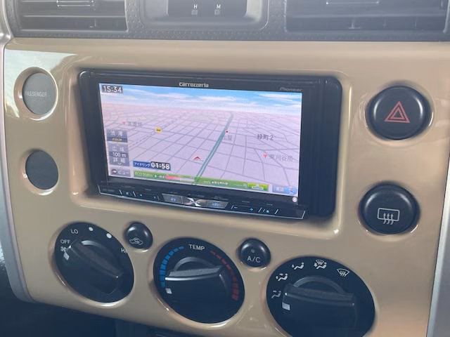TOYOTA FJ CRUISER
