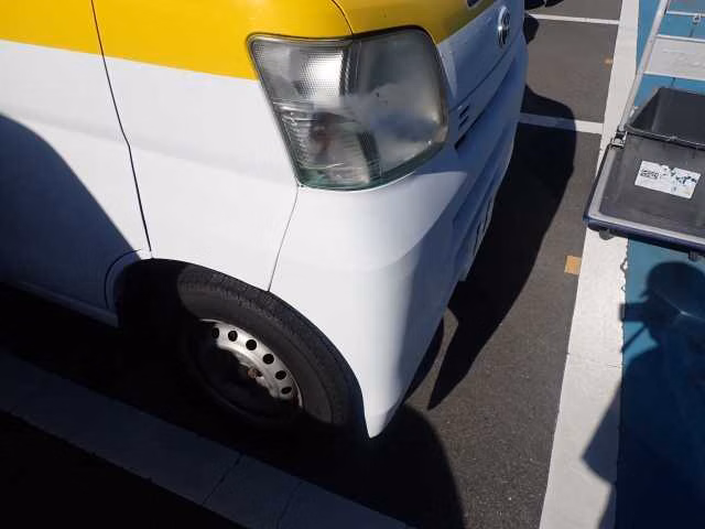 TOYOTA PIXIS VAN