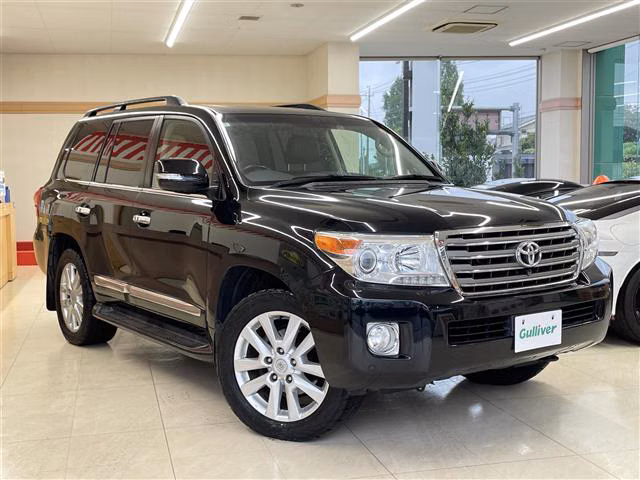 TOYOTA LAND CRUISER