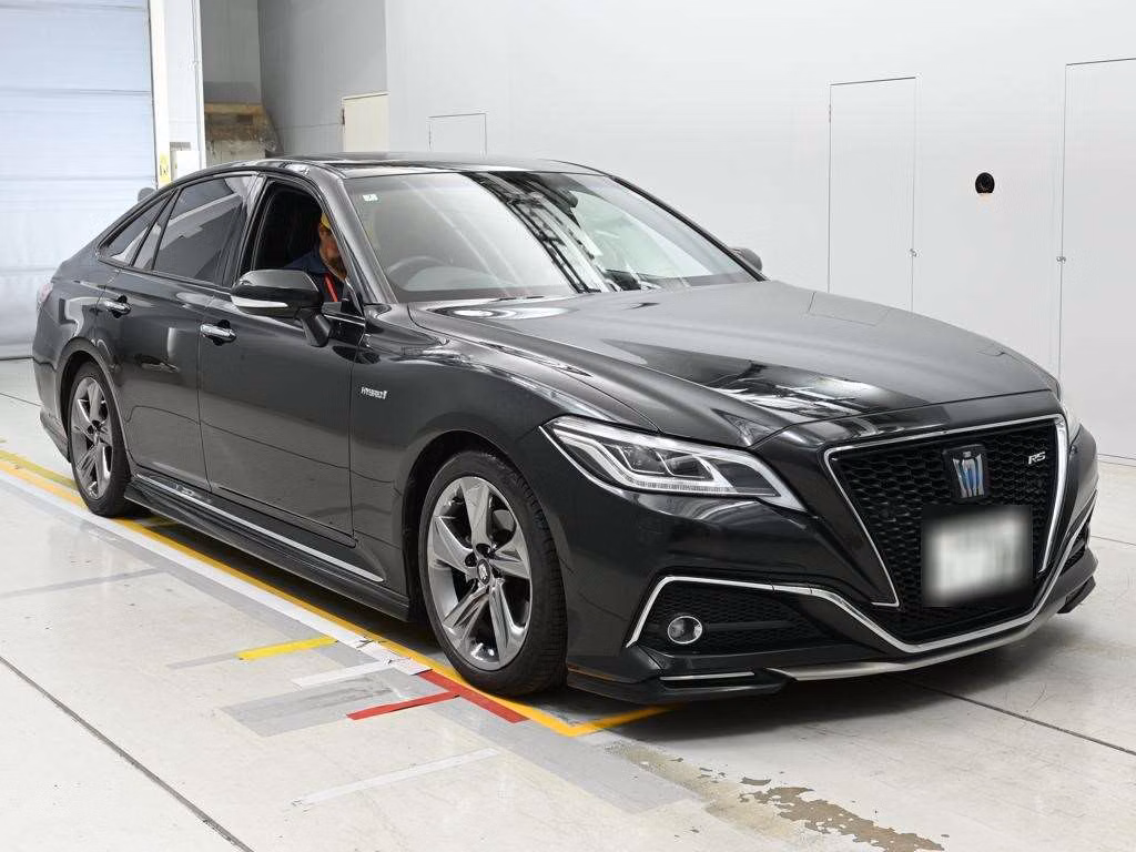 TOYOTA CROWN
