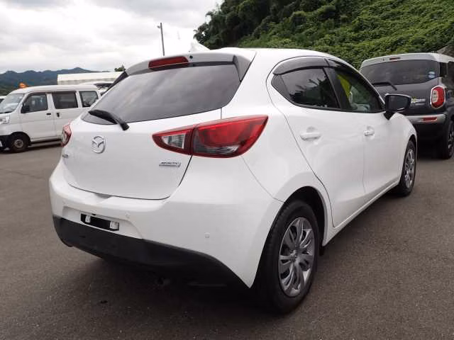 MAZDA MAZDA2
