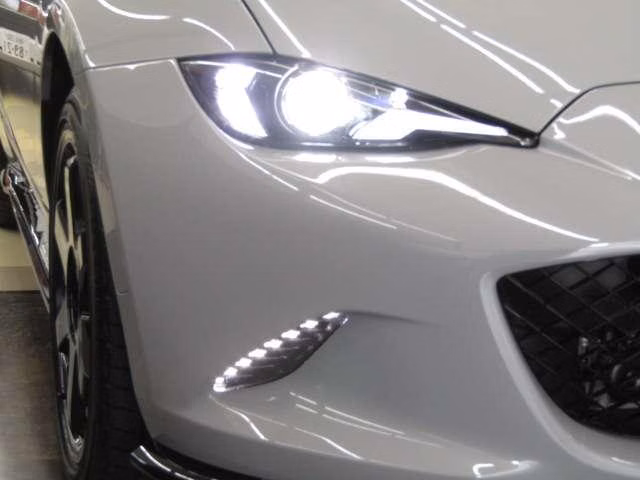 MAZDA ROADSTER