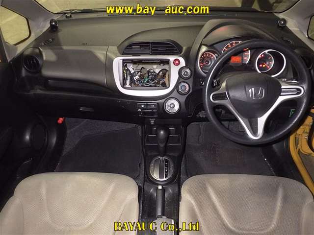 HONDA FIT