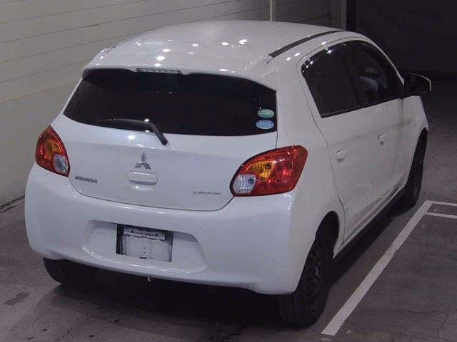 MITSUBISHI MIRAGE