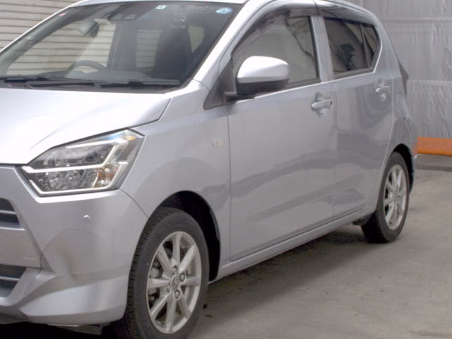 TOYOTA PIXIS EPOCH