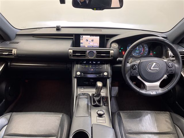 LEXUS IS350