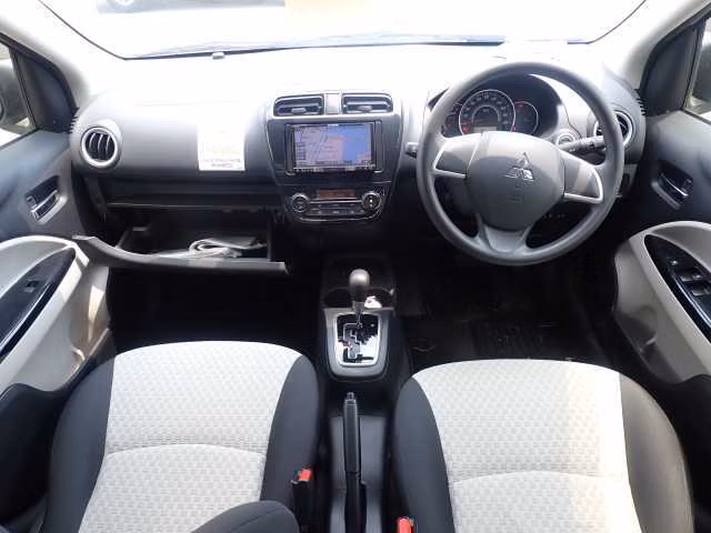 MITSUBISHI MIRAGE