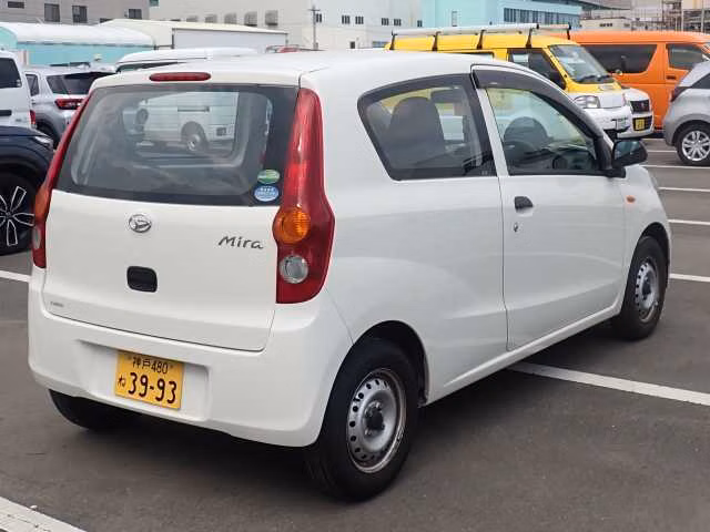DAIHATSU MIRA