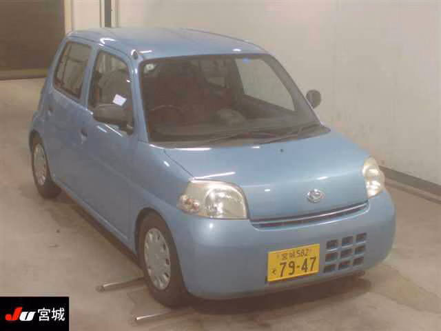 DAIHATSU ESSE