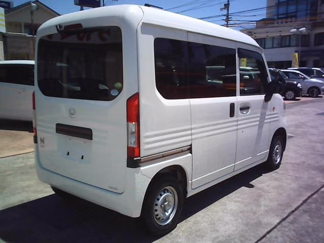 HONDA N-VAN