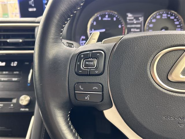 LEXUS IS300