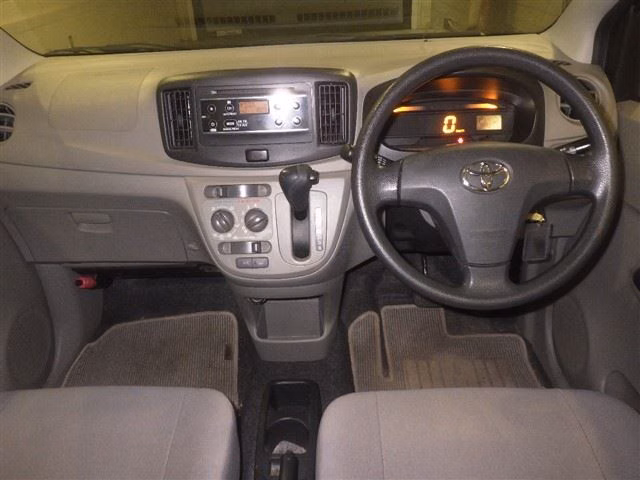 TOYOTA PIXIS EPOCH