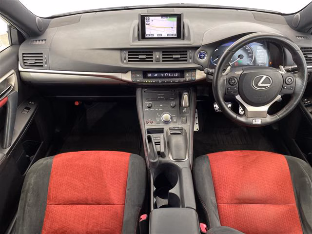 LEXUS CT200H