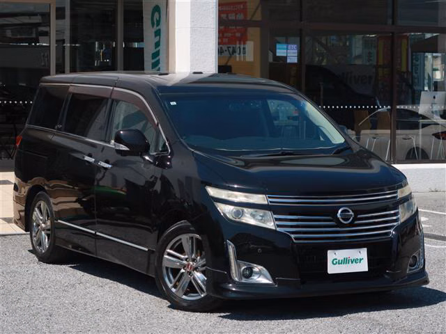 NISSAN ELGRAND