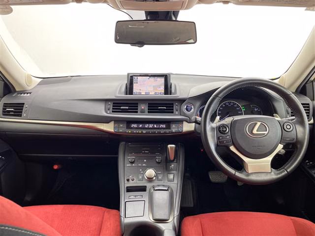 LEXUS CT200H