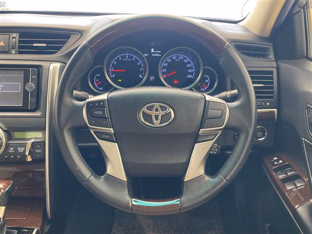 TOYOTA MARK X