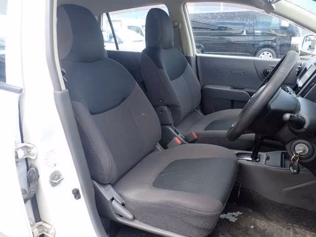 MAZDA FAMILIA