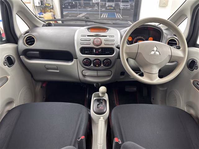 MITSUBISHI I