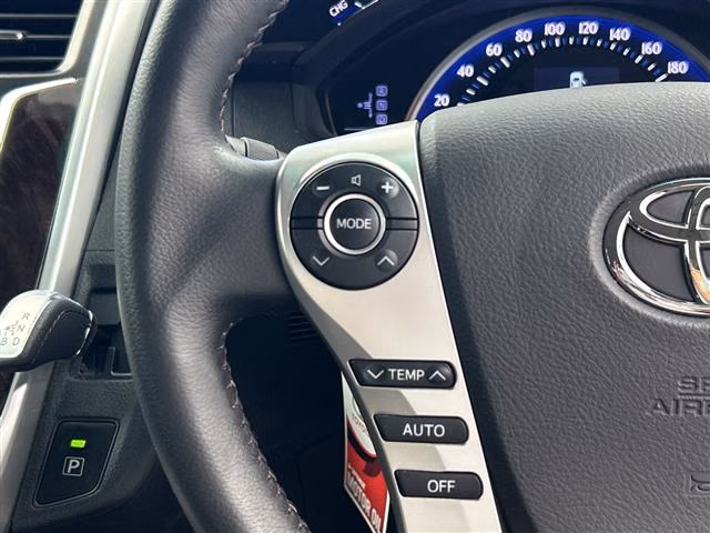 TOYOTA SAI