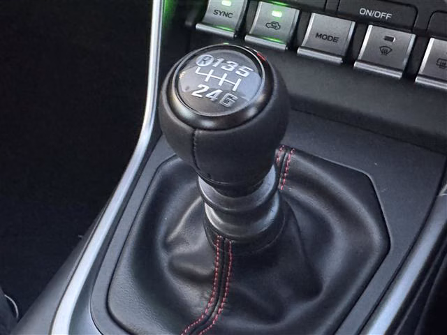 SUBARU BRZ