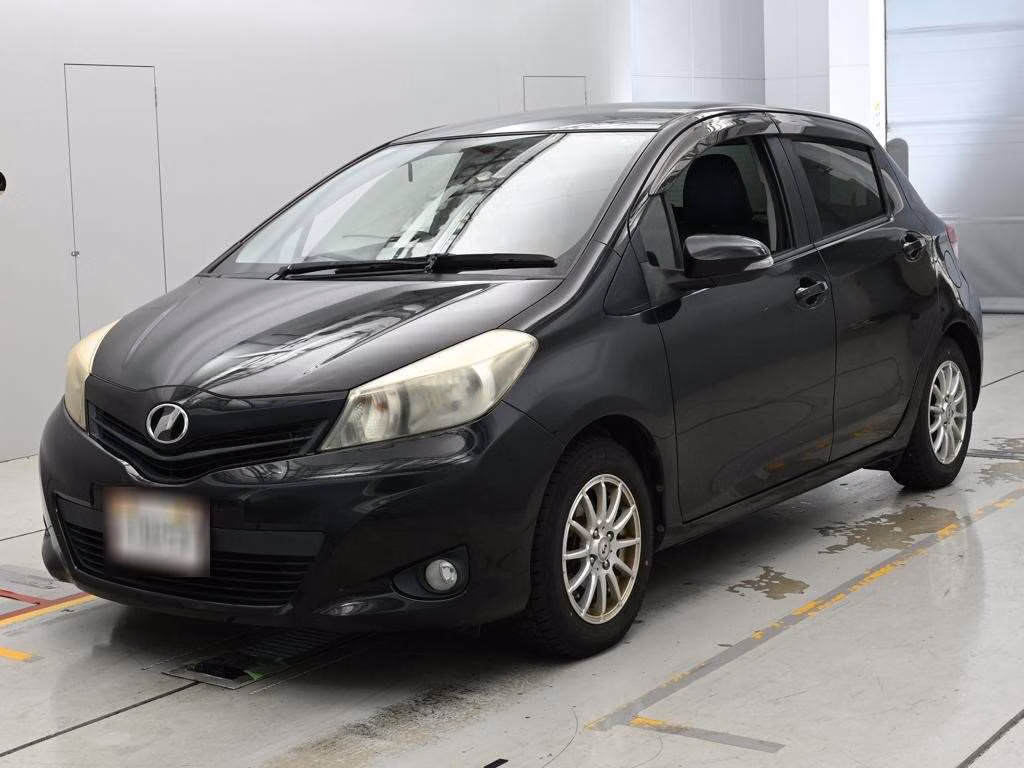 TOYOTA VITZ