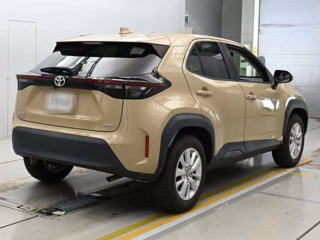 TOYOTA YARIS CROSS